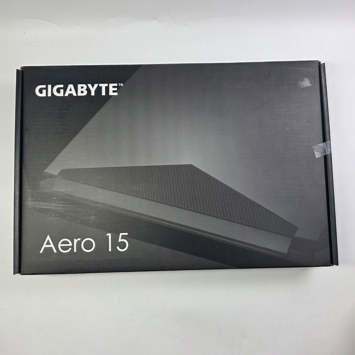 Gigabyte Aero 15 15.3 i7-7700HQ 2.8GHz 16GB RAM 512GB SSD GeForce GTX 1060