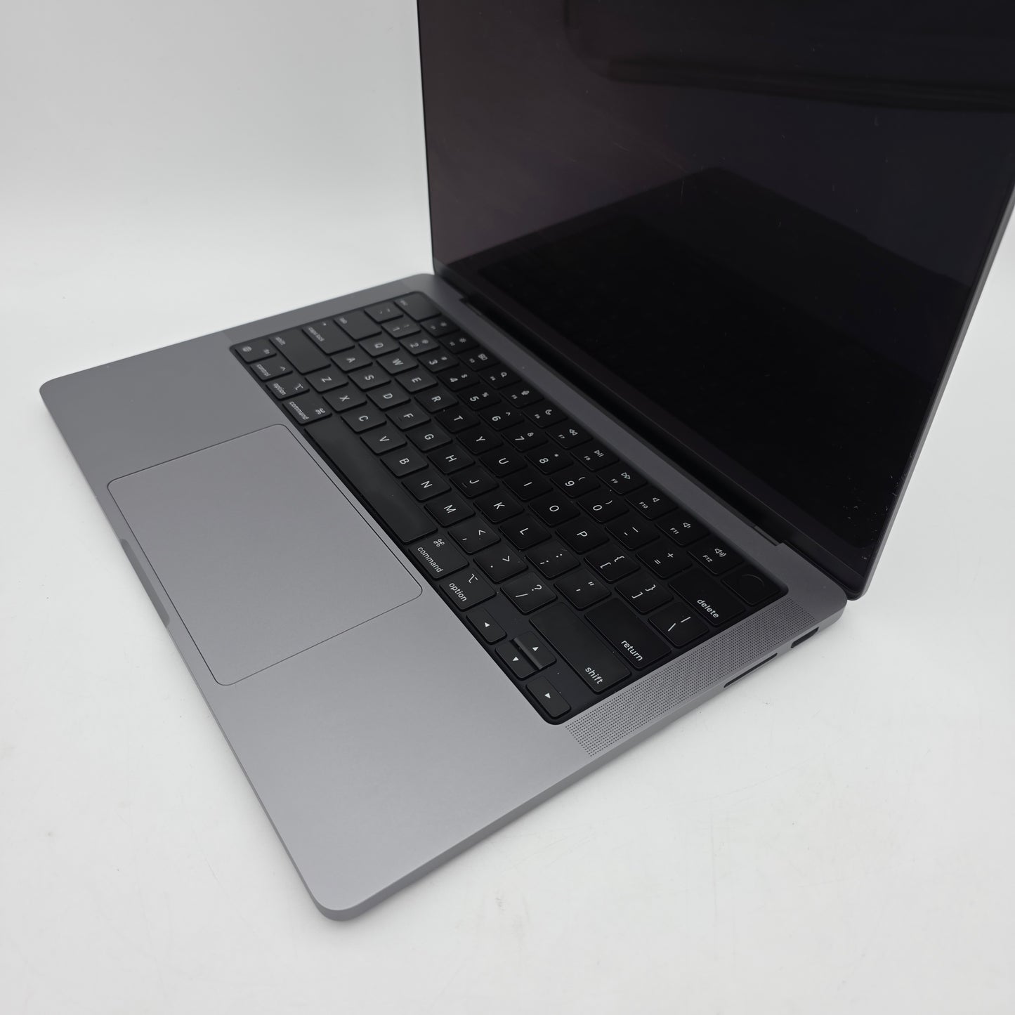 2023 Apple MacBook Pro 14" M3 4.0GHz 8GB RAM 512GB SSD
