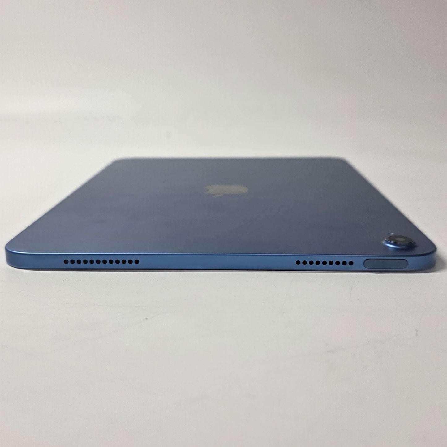 WiFi Only Apple iPad 10th Gen 128GB Blue MD4A4CL/A