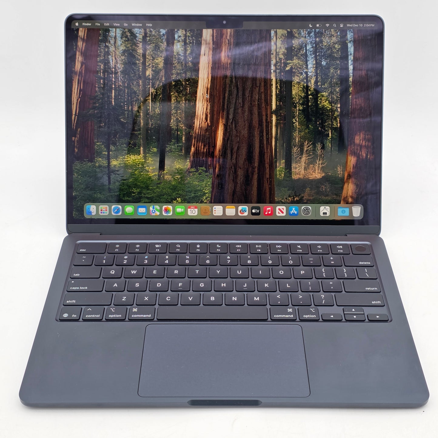 New 2025 Apple MacBook Air 13.3" M4 8C GPU 4.5GHz 16GB RAM 256GB SSD A3240