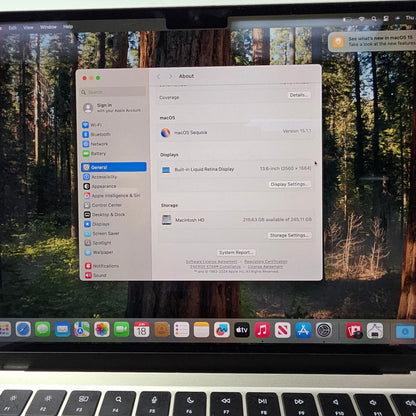 2022 Apple MacBook Air 13.6" M2 8C GPU 3.5GHz 8GB RAM 256GB SSD MLY13LL/A