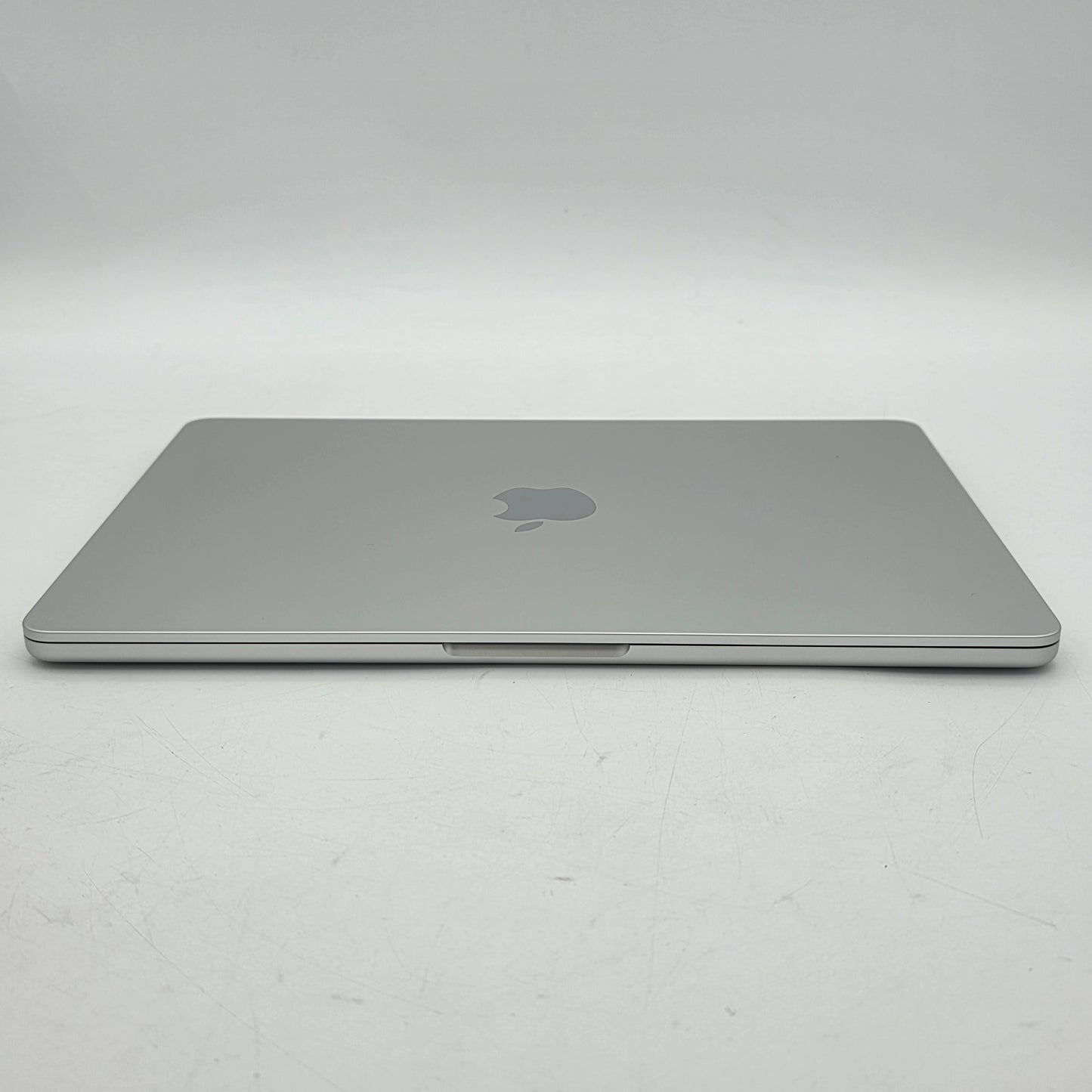 2025 Apple MacBook Air 13.6" M4 8C GPU 4.5GHz 16GB RAM 256GB SSD MW0W3LL/A