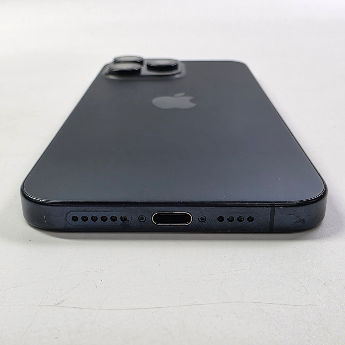 Factory Unlocked Apple iPhone 15 Pro Max 256GB Blue Titanium MU693LL/A