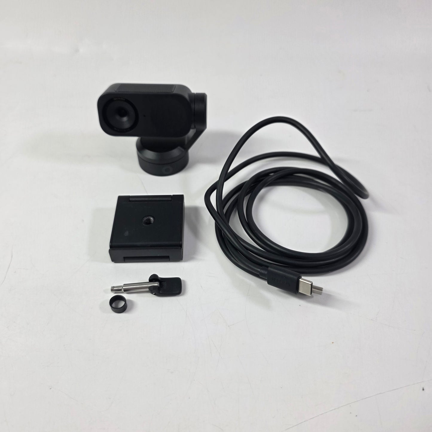 Insta 360 LINK 2 8.3 4K Webcam