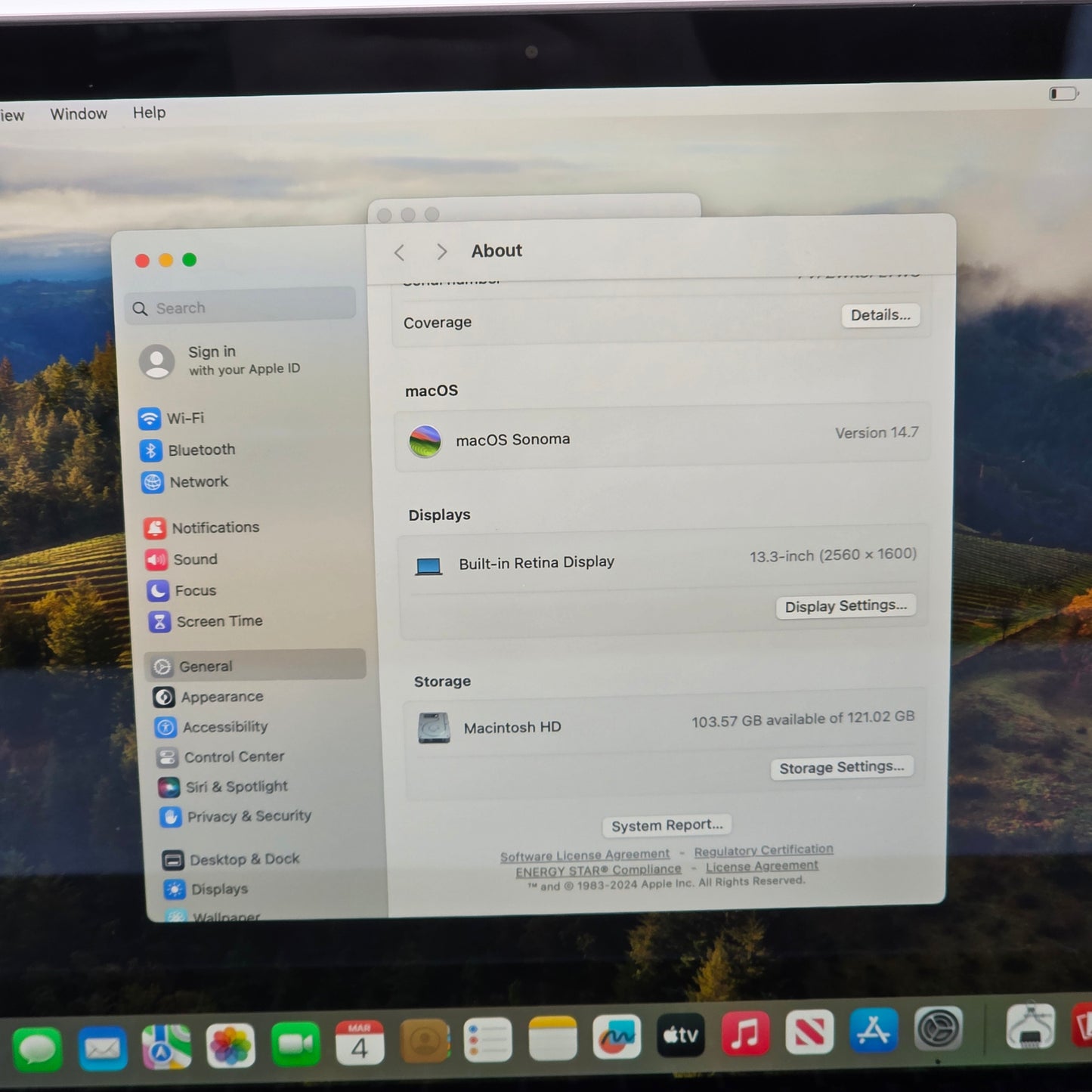 2019 Apple MacBook Air 13.3" i5 1.6GHz 8GB RAM 128GB SSD Space Gray A1932