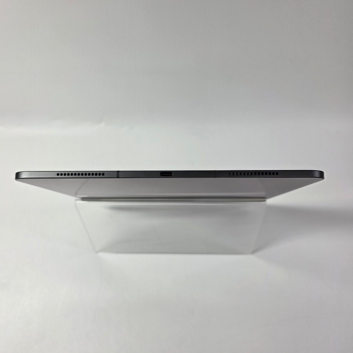 WiFi Only Apple 256GB 26.2 Space Black ME7W4LL/A