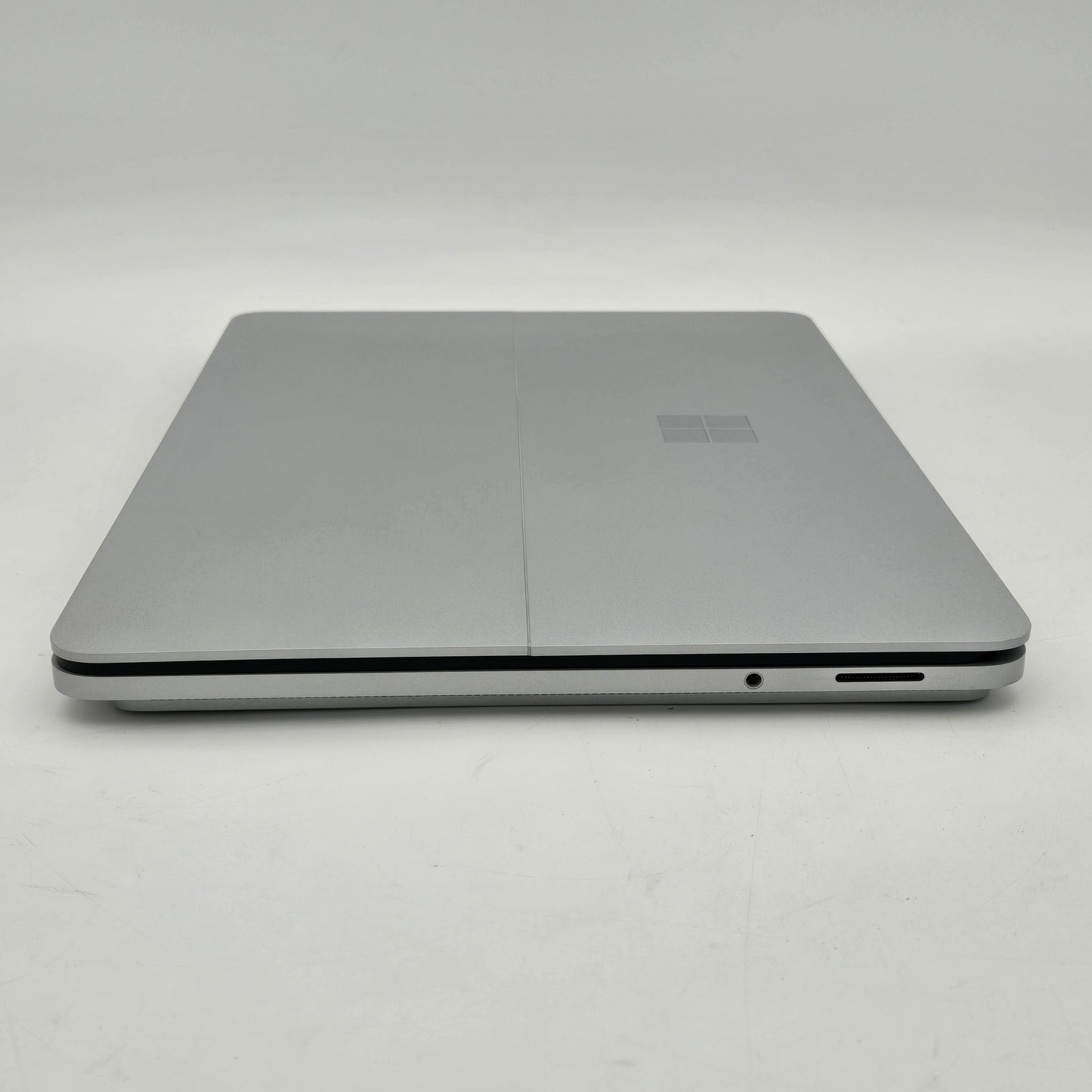 Microsoft Surface Laptop Studio 1964 14.4" i5-11300H 3.1GHz 16GB RAM 512GB SSD