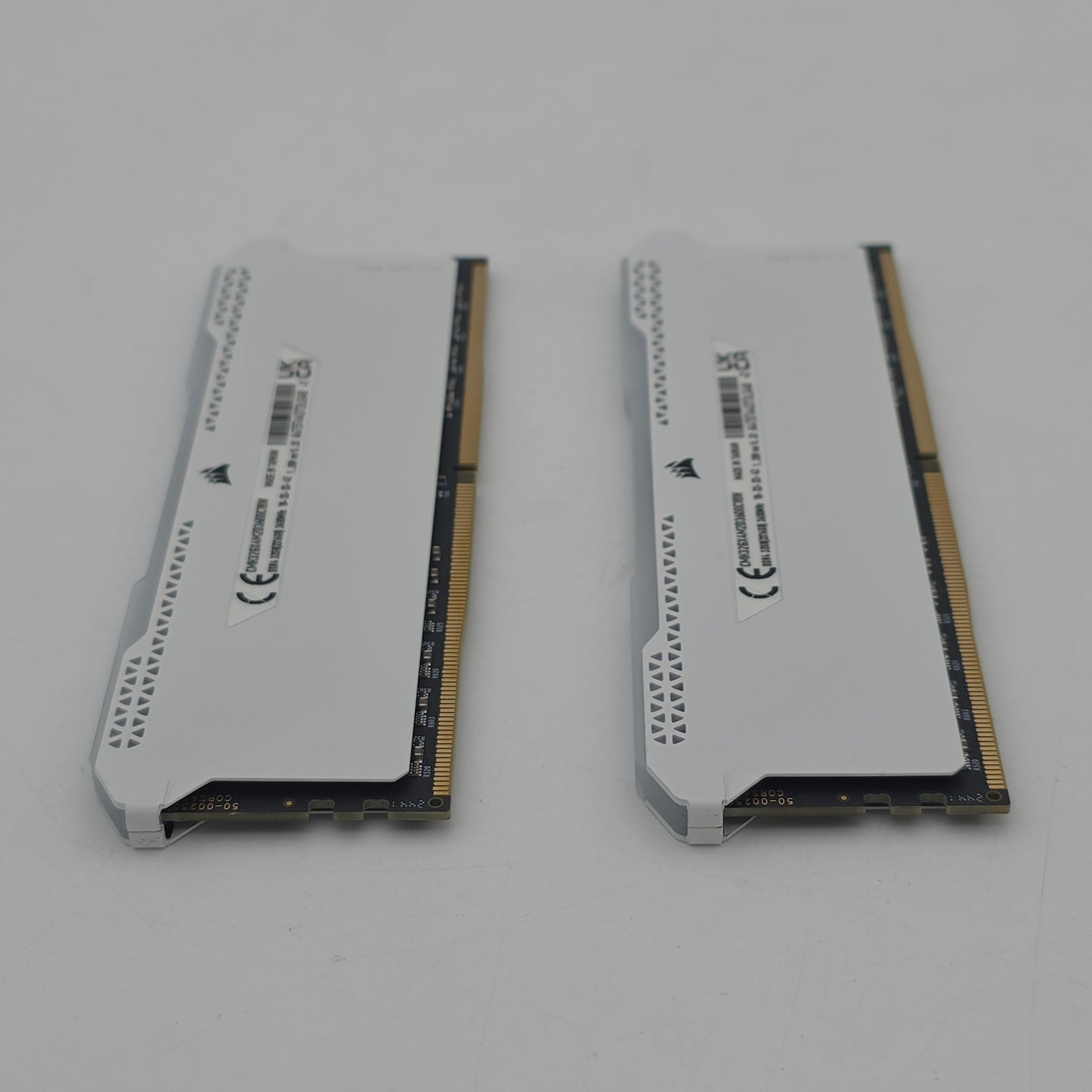 Corsair Vengeance RGB 32GB (2x16GB) RAM DDR4 3600MHz CMH32GX4M2D3600C18W
