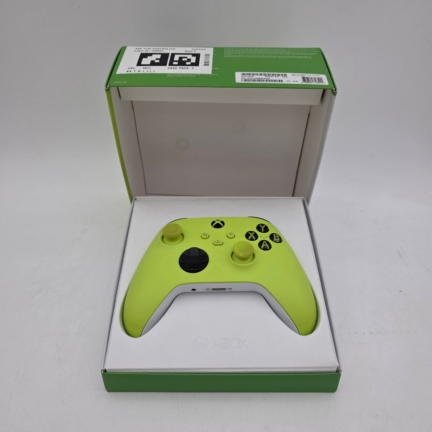 Microsoft Xbox Series X|S Wireless Controller Electric Volt 1914