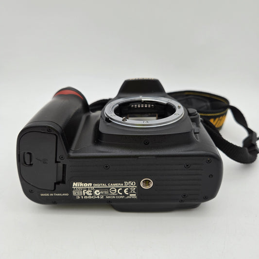 Nikon D50 6.1MP Digital SLR DSLR Camera Body Only