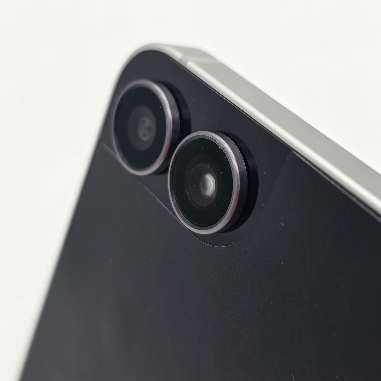 Factory Unlocked Samsung Galaxy Z Flip7 FE 8GB RAM 256GB SM-F761U1 White