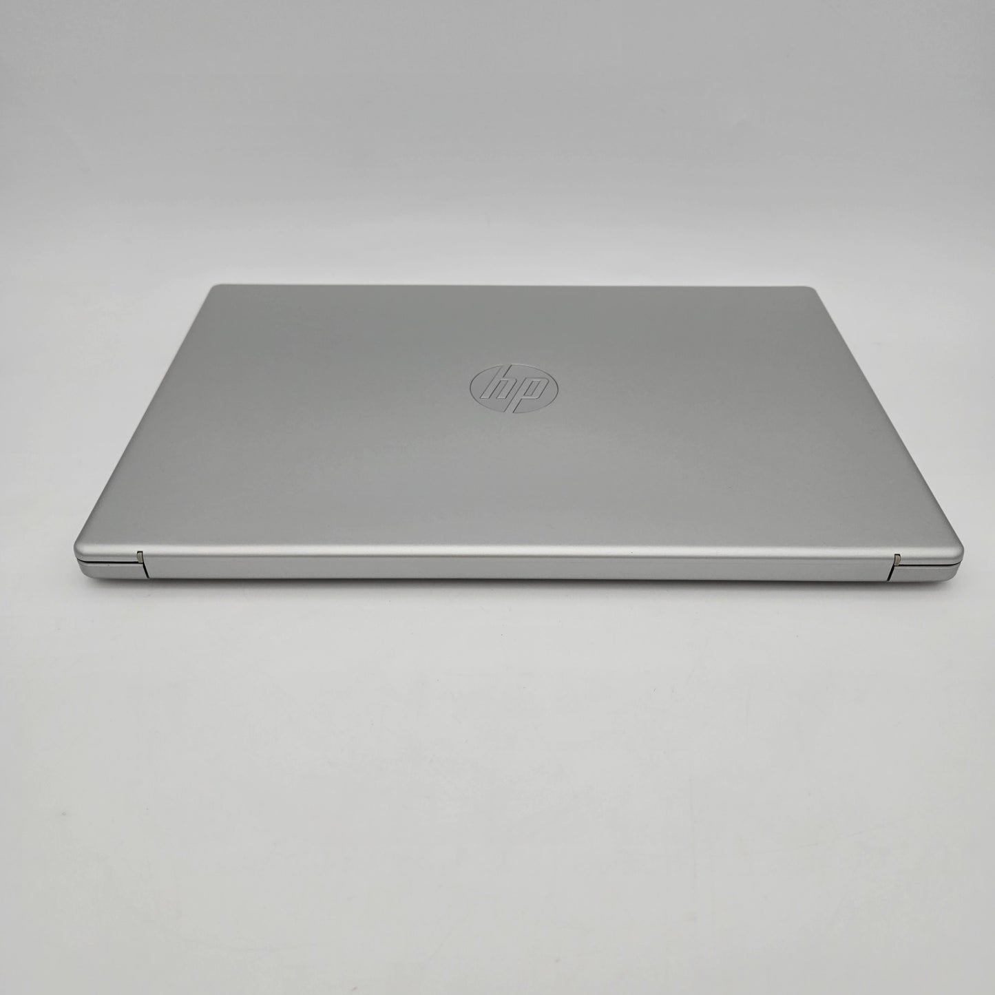 HP Laptop 15-FD0023DX 15" i3-1215U 1.2GHz 8GB RAM 256GB SSD