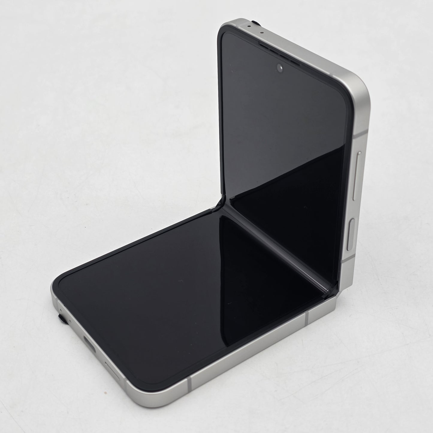 Factory Unlocked Samsung Galaxy Z Flip7 FE 8GB RAM 256GB SM-F761U1 White