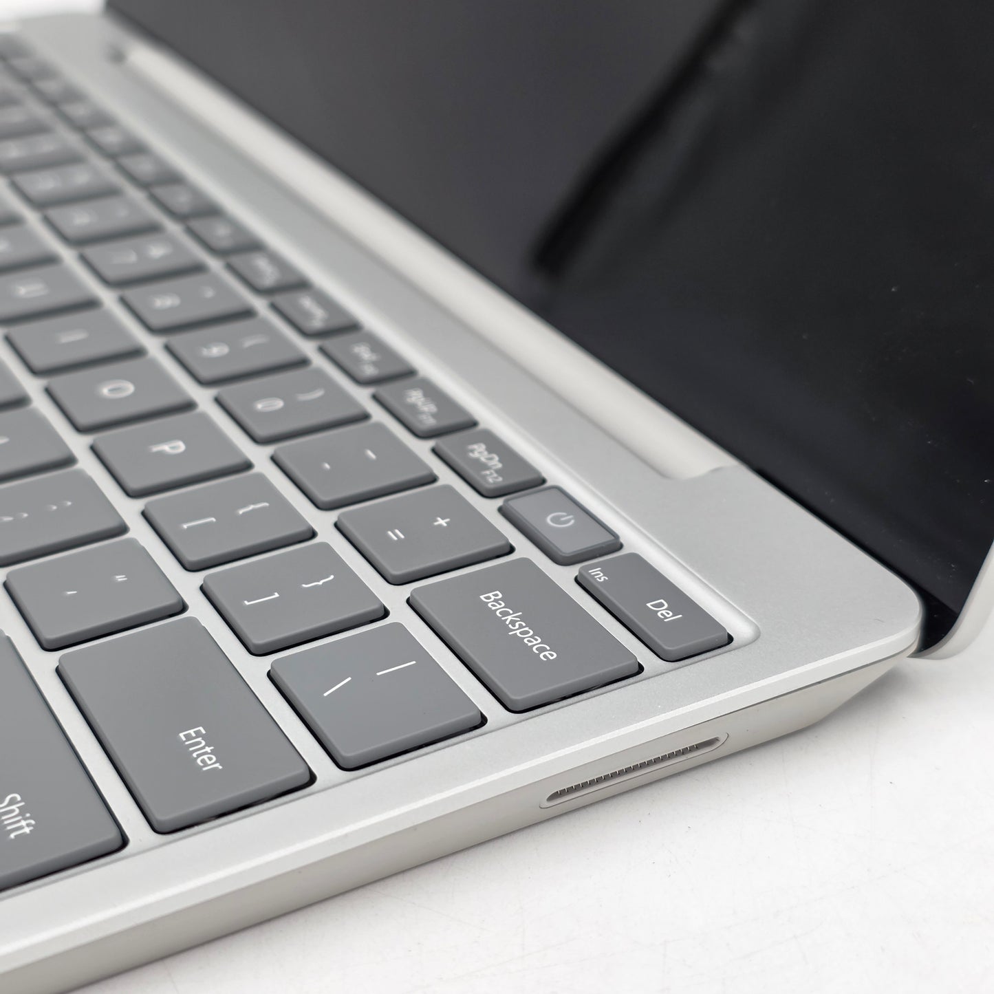 Microsoft Surface Go 2 1943 12.4" i5-1035G1 1.0GHz 16GB RAM 256GB SSD