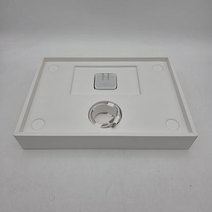 New 2025 Apple MacBook Air 13.3" M4 4.5GHz 24GB RAM 512GB SSD A3240