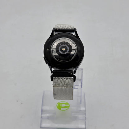 WiFi Only Samsung Galaxy Watch6 Aluminum Smartwatch SM-R930