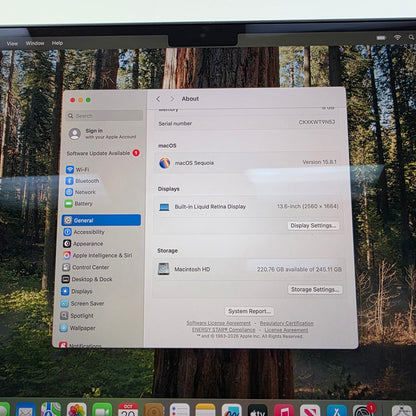 2022 Apple MacBook Air 13.6" M2 8C GPU 3.5GHz 8GB RAM 256GB SSD MLY33LL/A