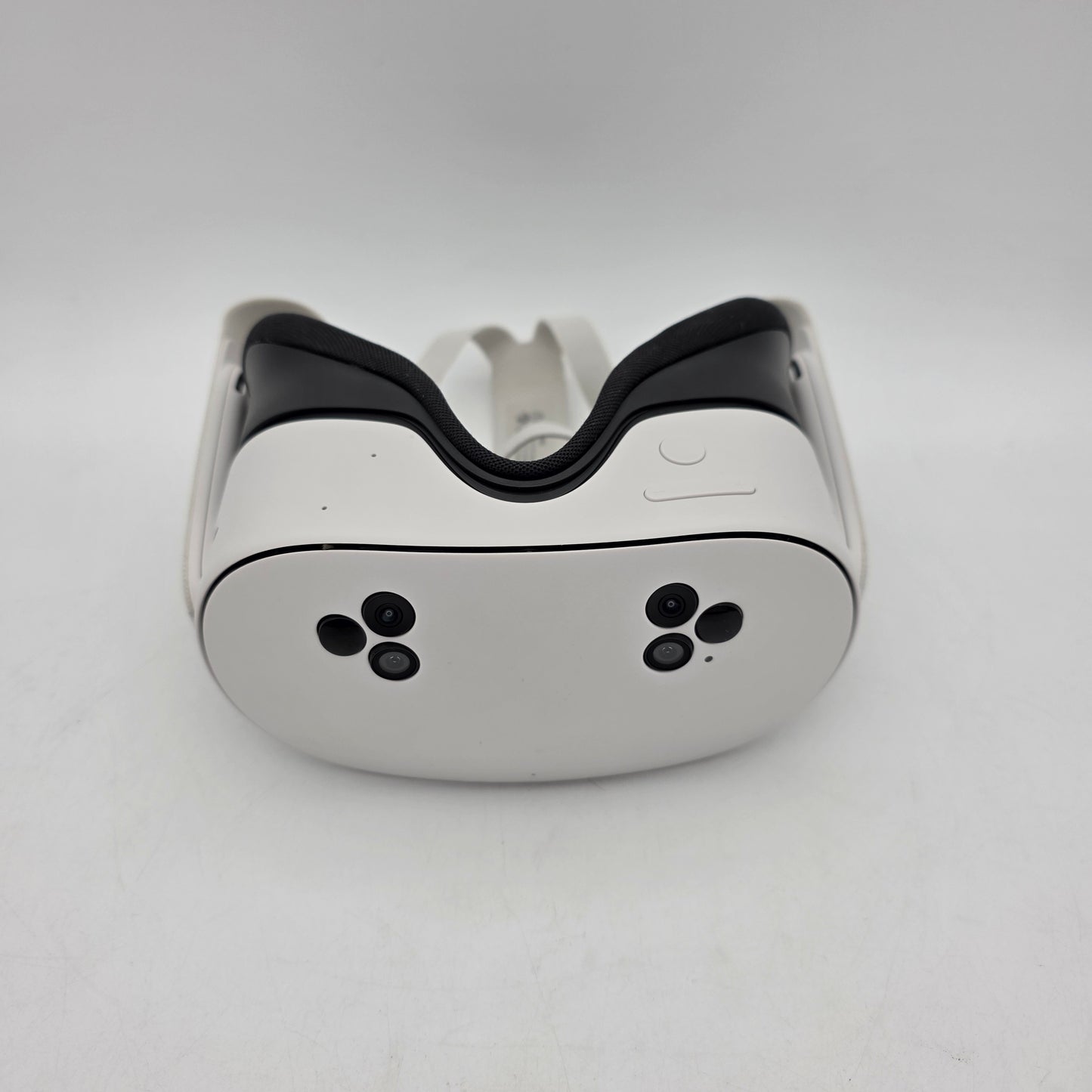 Meta Quest 3S 128GB Standalone All-in-One VR Headset P97