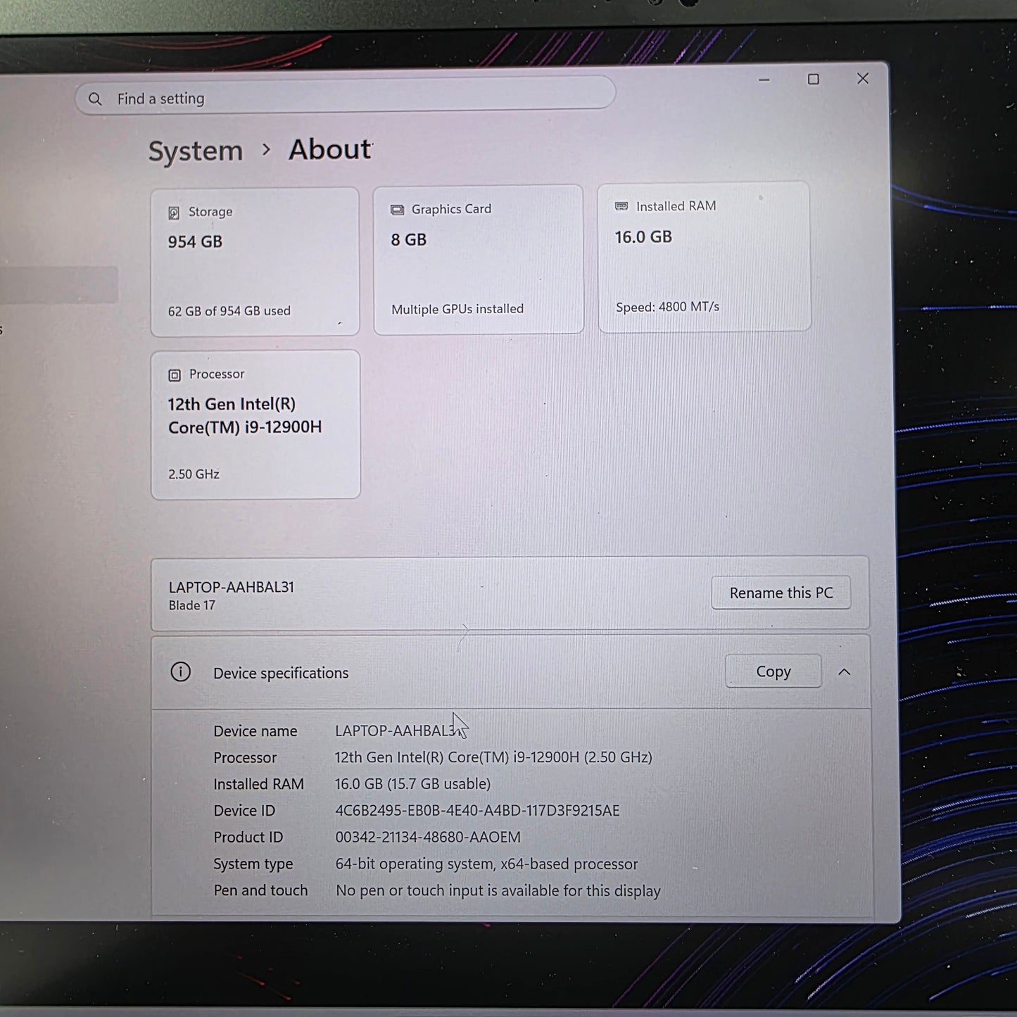 Razer Blade 17 RZ09-0423 17" i9-12900H 2.5GHz 16GB 1TB SSD GeForce RTX 3070 Ti