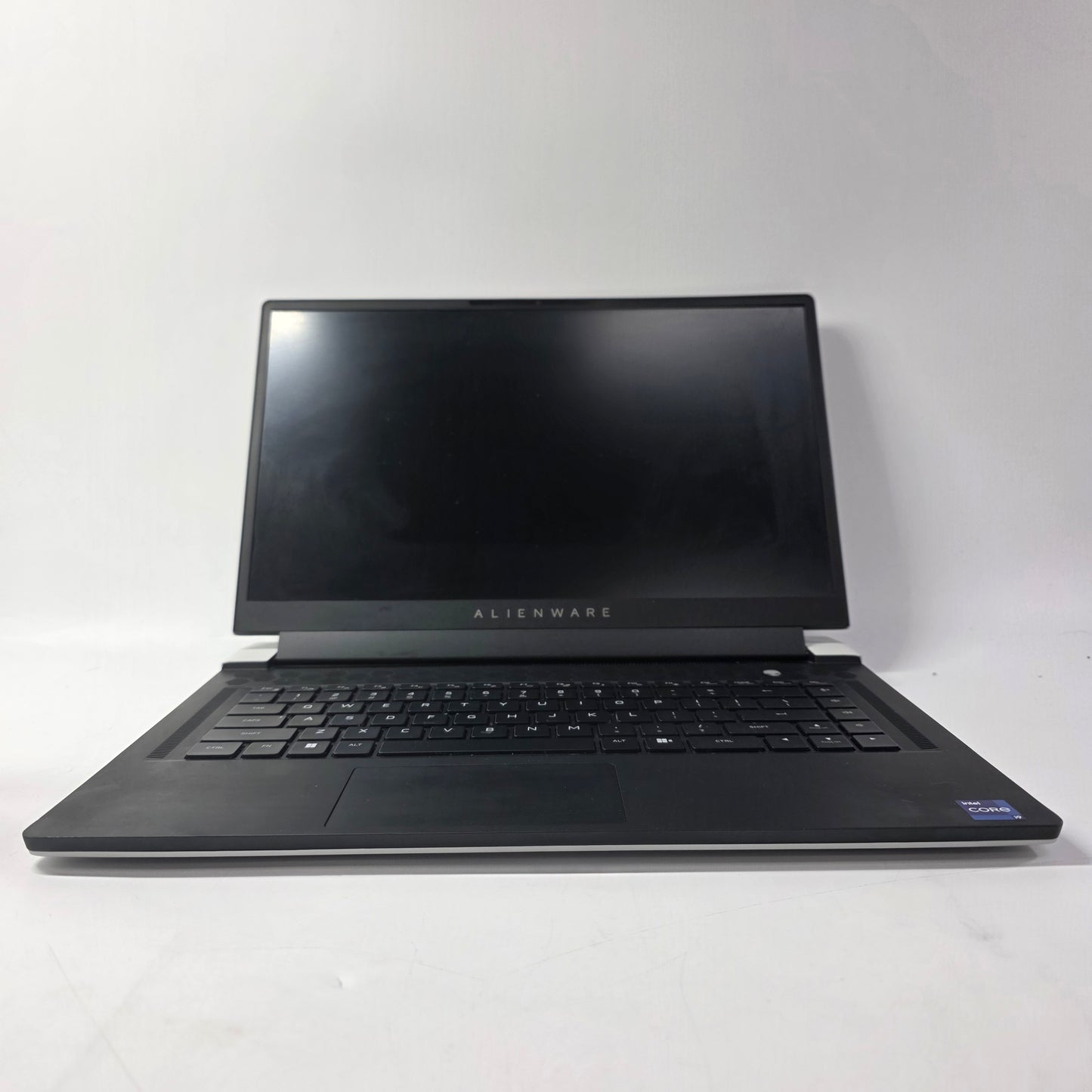 Alienware X15 P1114 15.6" i9-12900H 2.5GHz 32GB RAM 2TB SSD GeForce RTX 3080 Ti