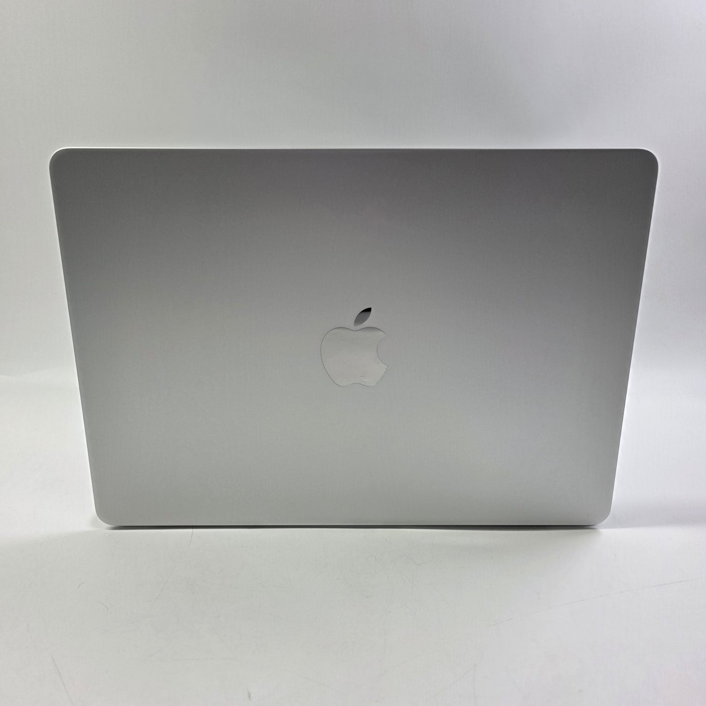 2025 Apple MacBook Air 13.6" M4 10C GPU 4.5GHz 16GB RAM 256GB SSD MW0W3LL/A