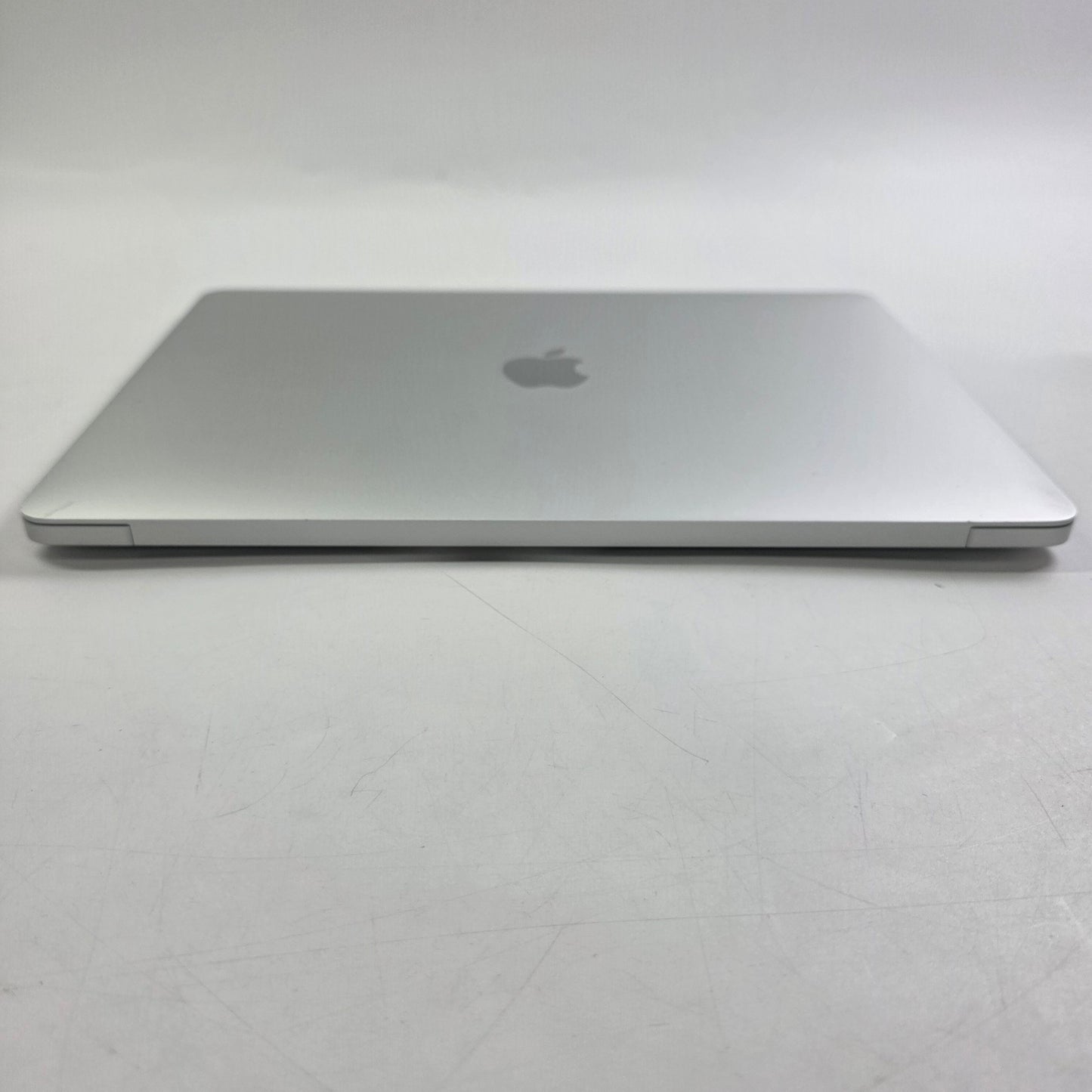 2020 Apple MacBook Air 13.3" M1 7C GPU 3.2GHz 8GB RAM 256GB SSD A2337