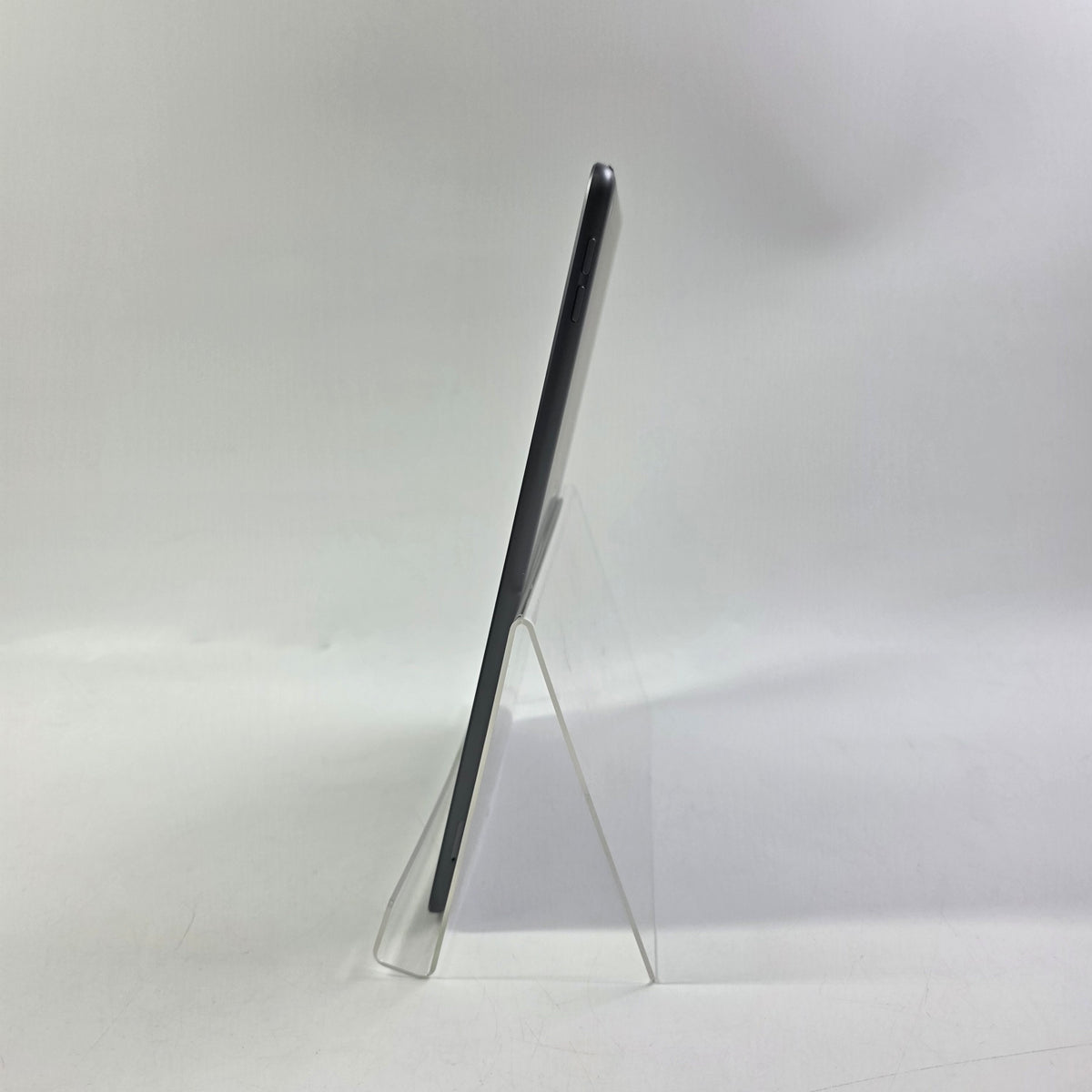 WiFi Only Apple iPad 9th Gen 64GB Space Gray MK663LL/A