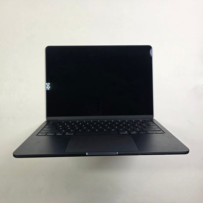 2025 Apple Macbook Air 13.6" M4 8C GPU 4.5GHz 16GB RAM 256GB SSD A3240