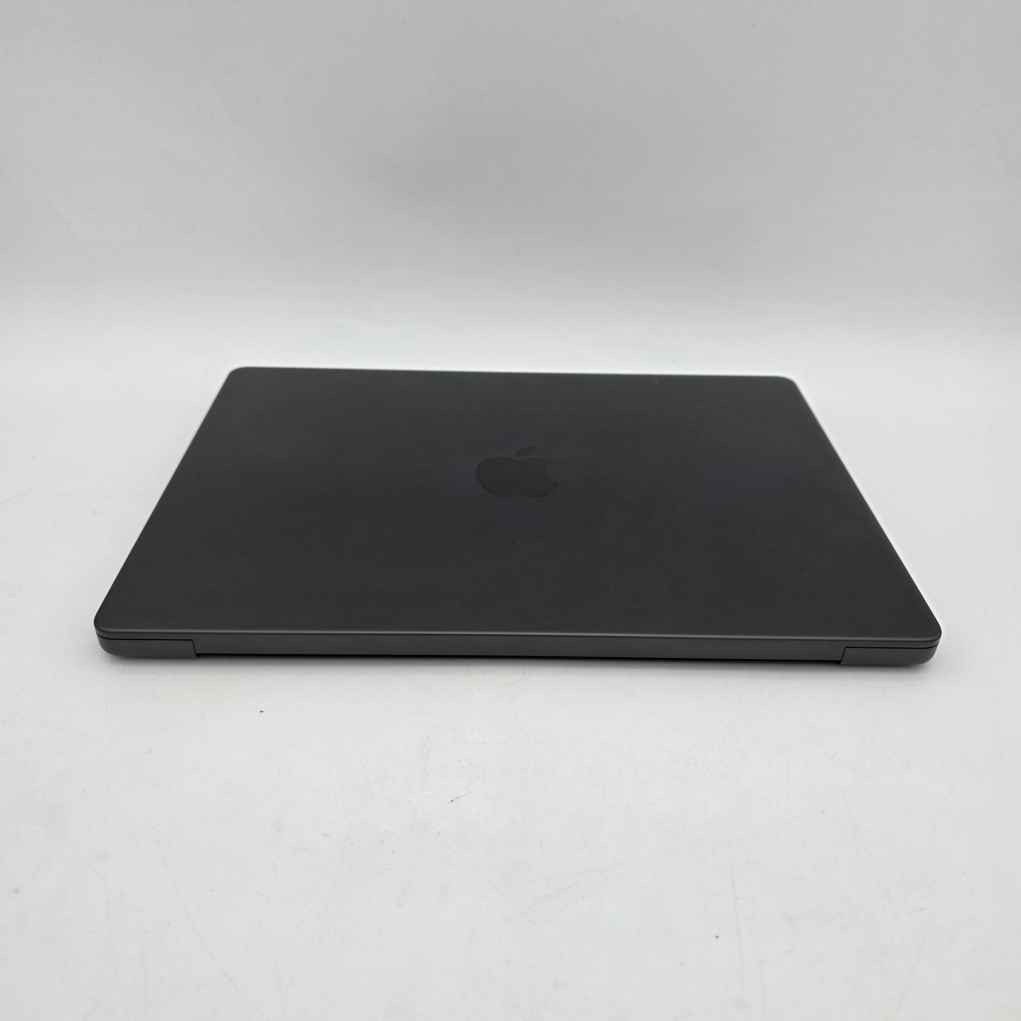 New 2025 Apple MacBook Pro 14" M4 4.5GHz 24GB RAM 1TB SSD A3434