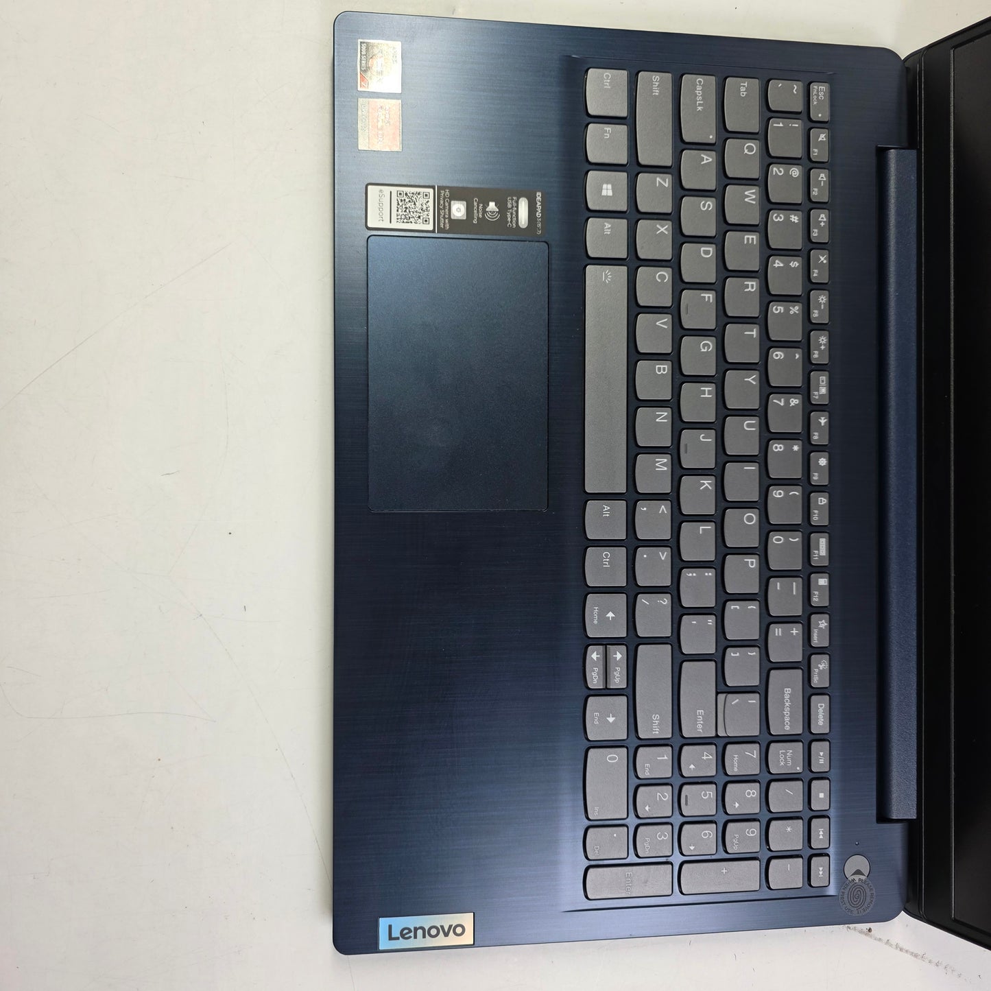 Lenovo IdeaPad 3 15ABA7 15.6" Ryzen 7 5825U 2.0GHz 12GB RAM 512GB SSD