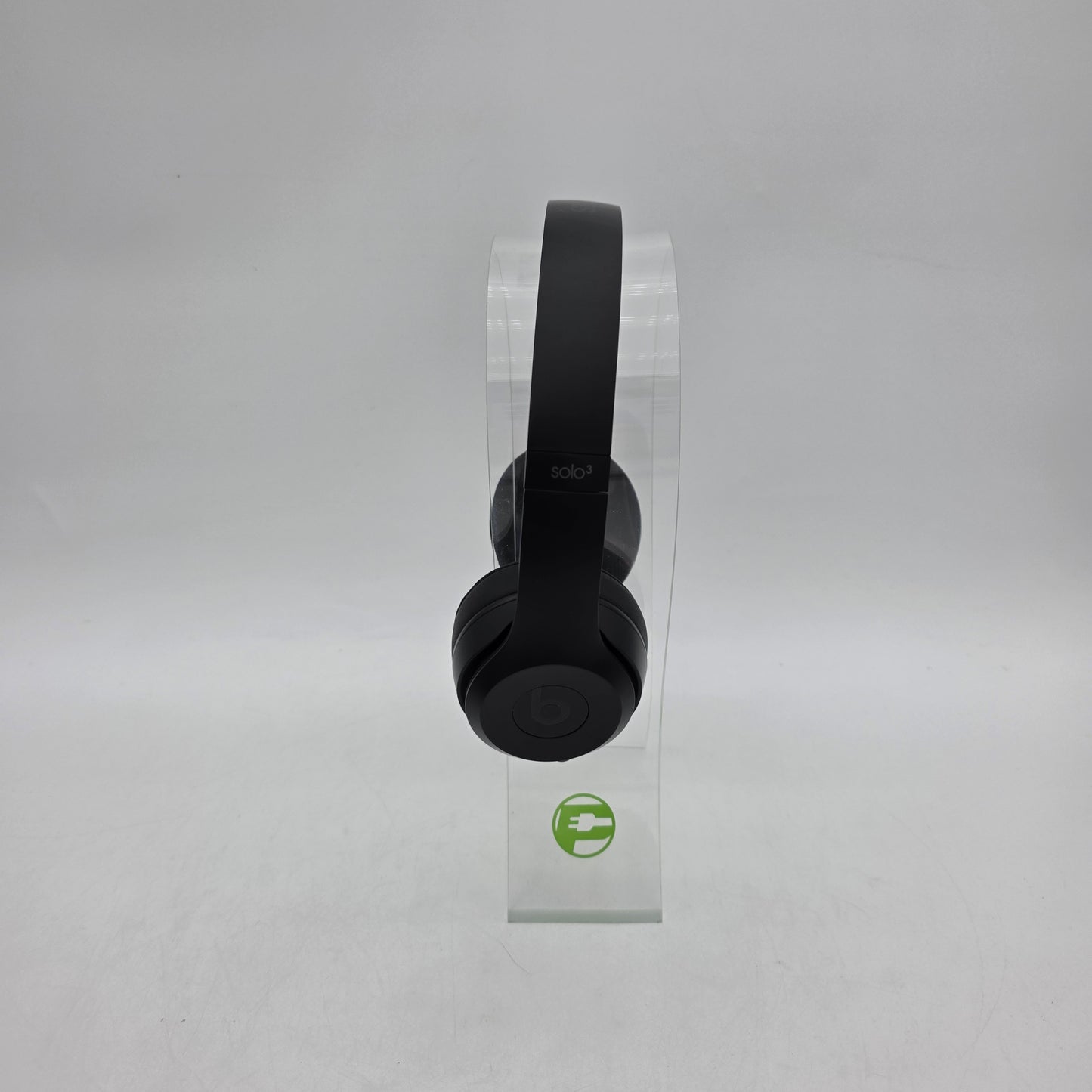 Beats Solo3 Wireless On-Ear Bluetooth Headphones Black A1796