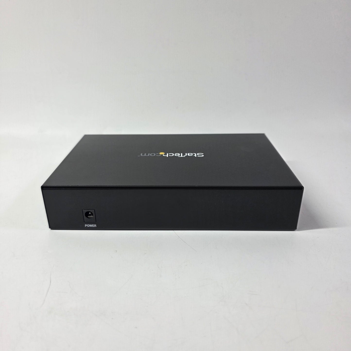 New StarTech 8 Port Unmanaged Ethernet POE IES81000POE