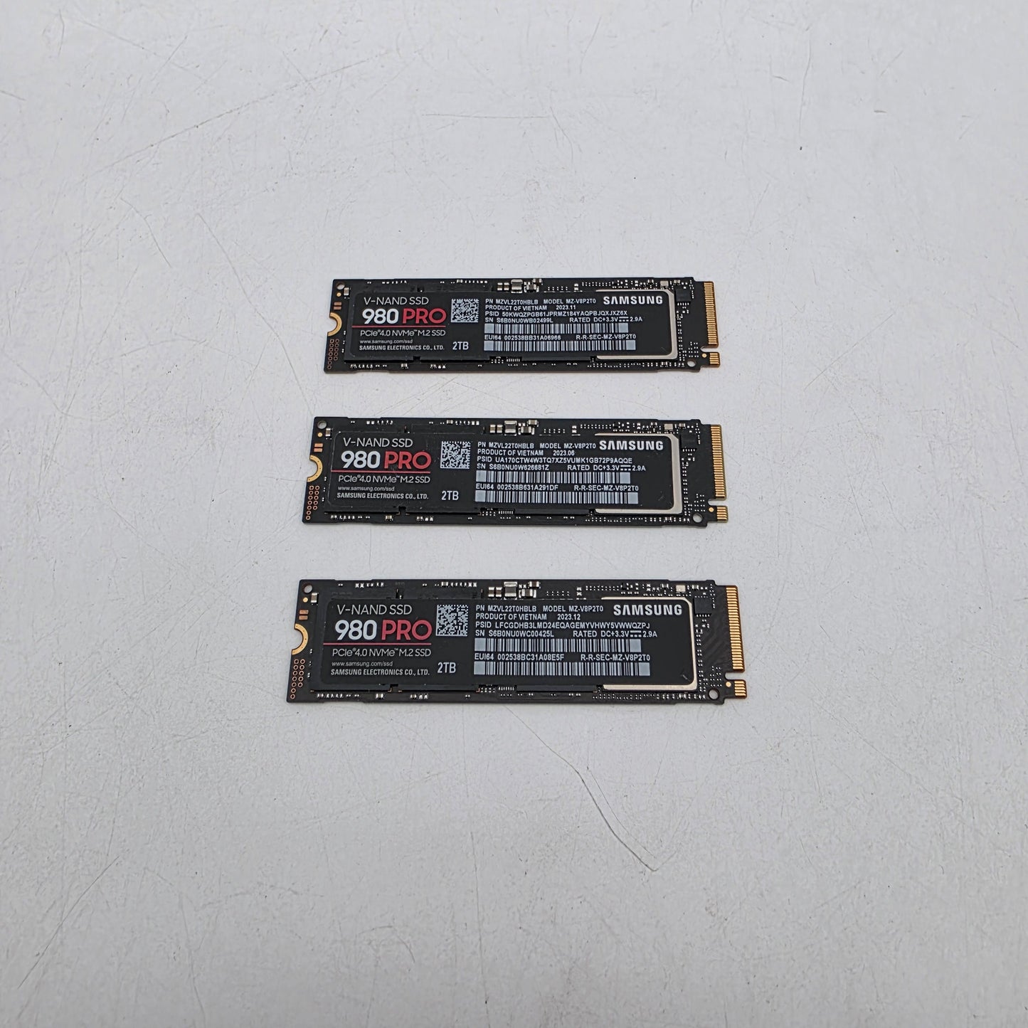 Samsung 2280mm 980 PRO SSD 2TB M.2 NVMe Gen 4.0 x 4 SSD MZVL22T0HBLB