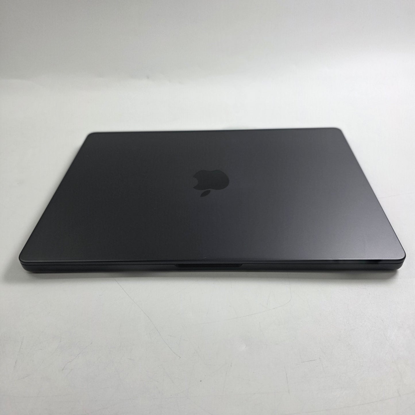 2026 Apple MacBook Pro 14" M5 Pro 16C GPU 4.6GHz 24GB RAM 1TB SSD A3426