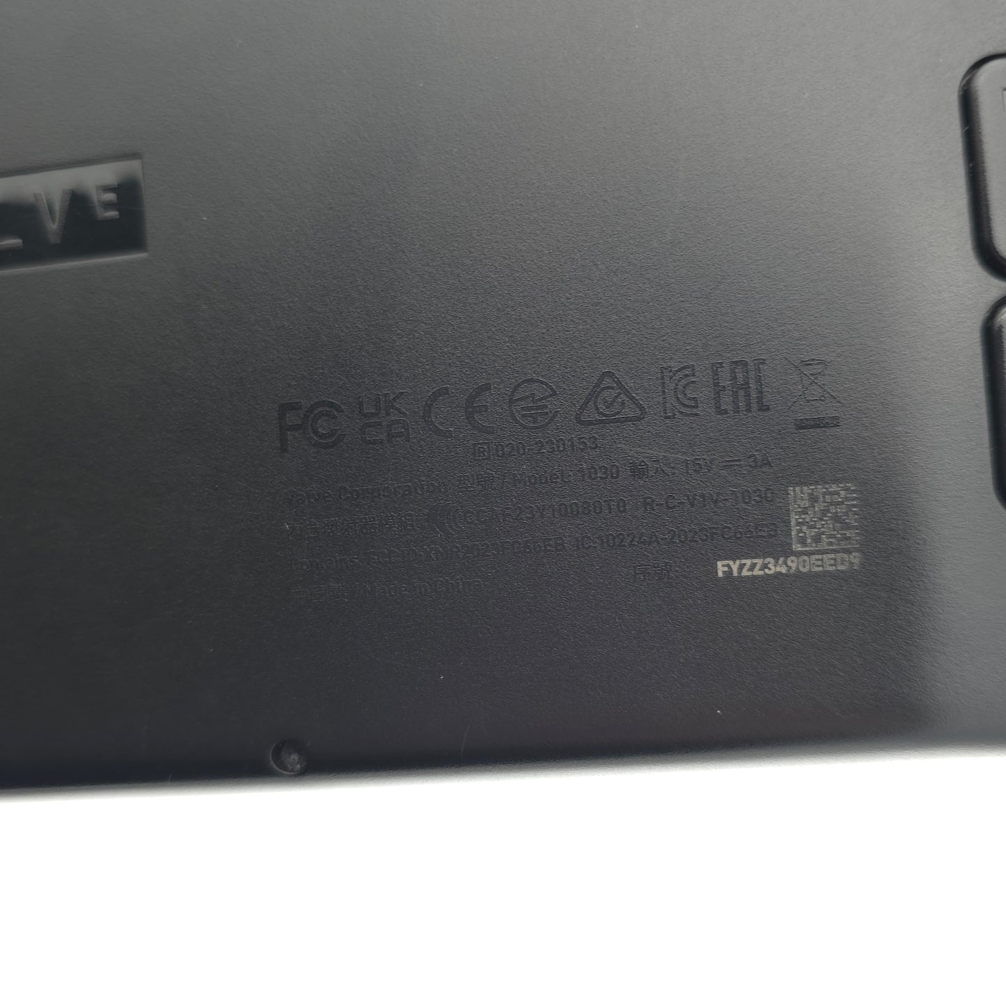 Valve Steam Deck OLED 7.4" AMD 6nm Ryzen APU 16GB RAM 1TB Black 1030