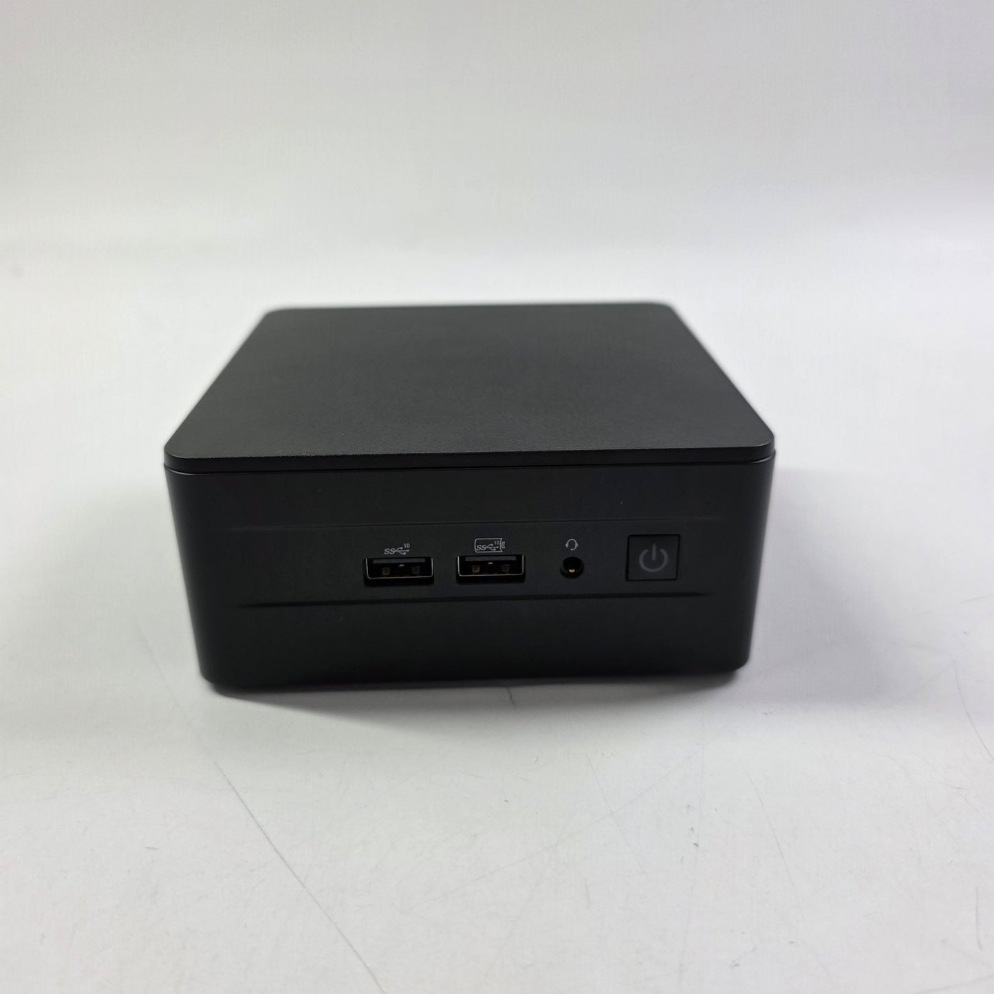ASUS NUC 12 Pro Mini PC i5-1240p 1.70GHz 16GB RAM SSD 2TB SSD