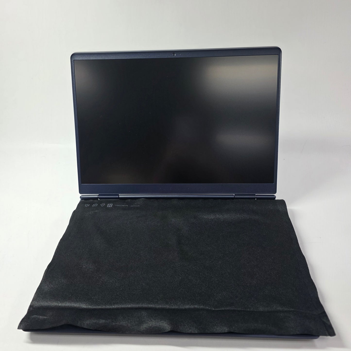 Alienware 16 Aurora RFV28 15.6" Core 7 240H 16GB RAM 500GB GeForce RTX 5050