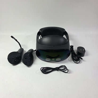 Meta Quest Pro 256GB Standalone All-in-One VR Headset DK94EC