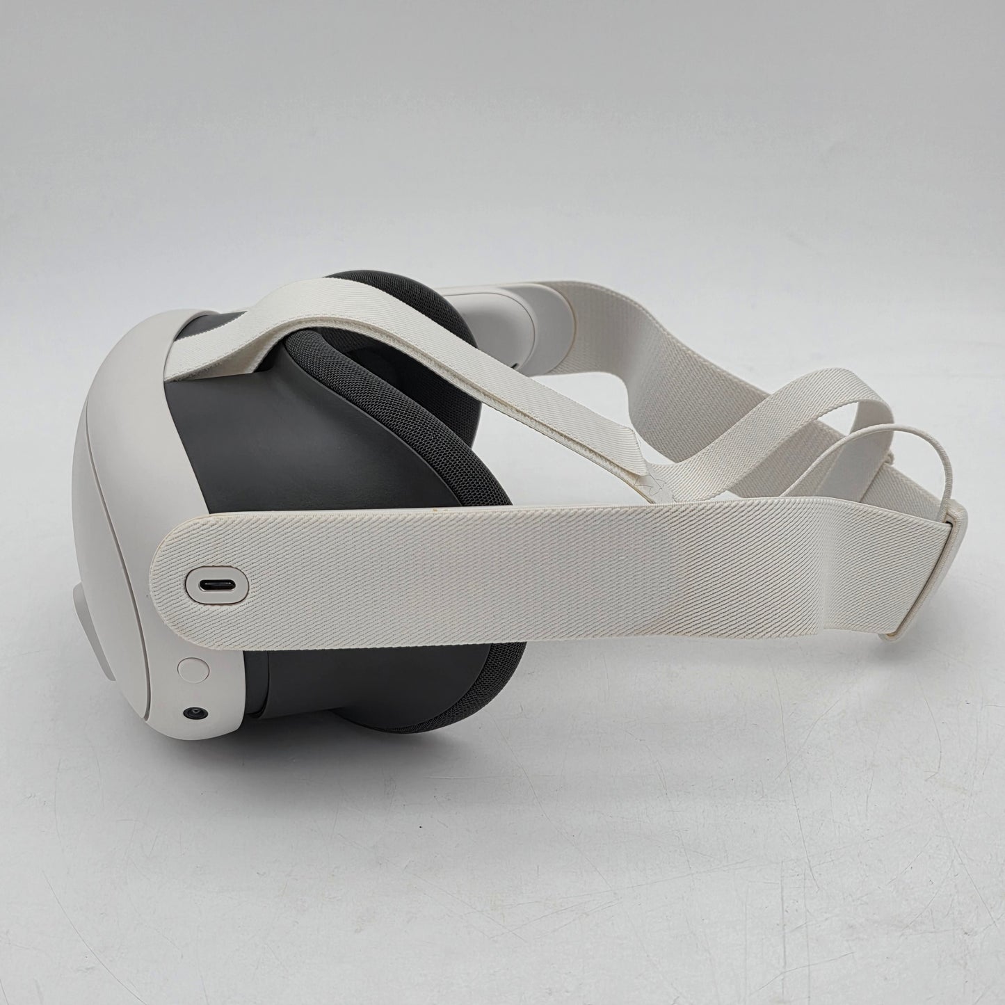 Meta Quest 3 128GB Standalone All-in-One VR Headset S3A