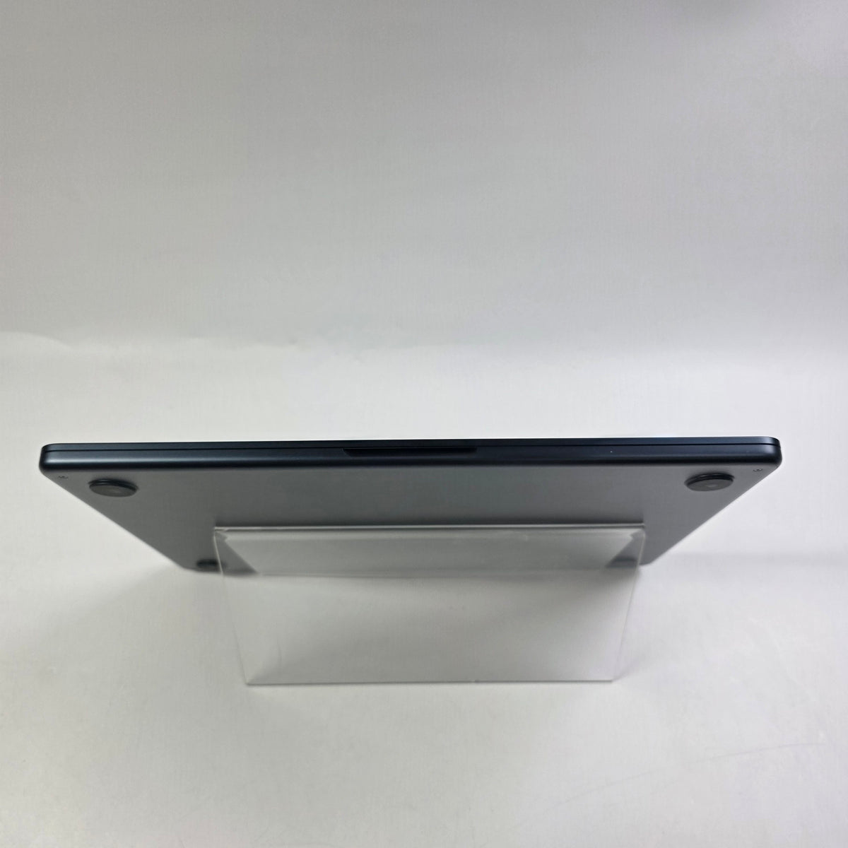 2022 Apple Macbook Air 13.6" M2 8C GPU 3.5GHz 16GB RAM 256GB SSD MC7X4LL/A