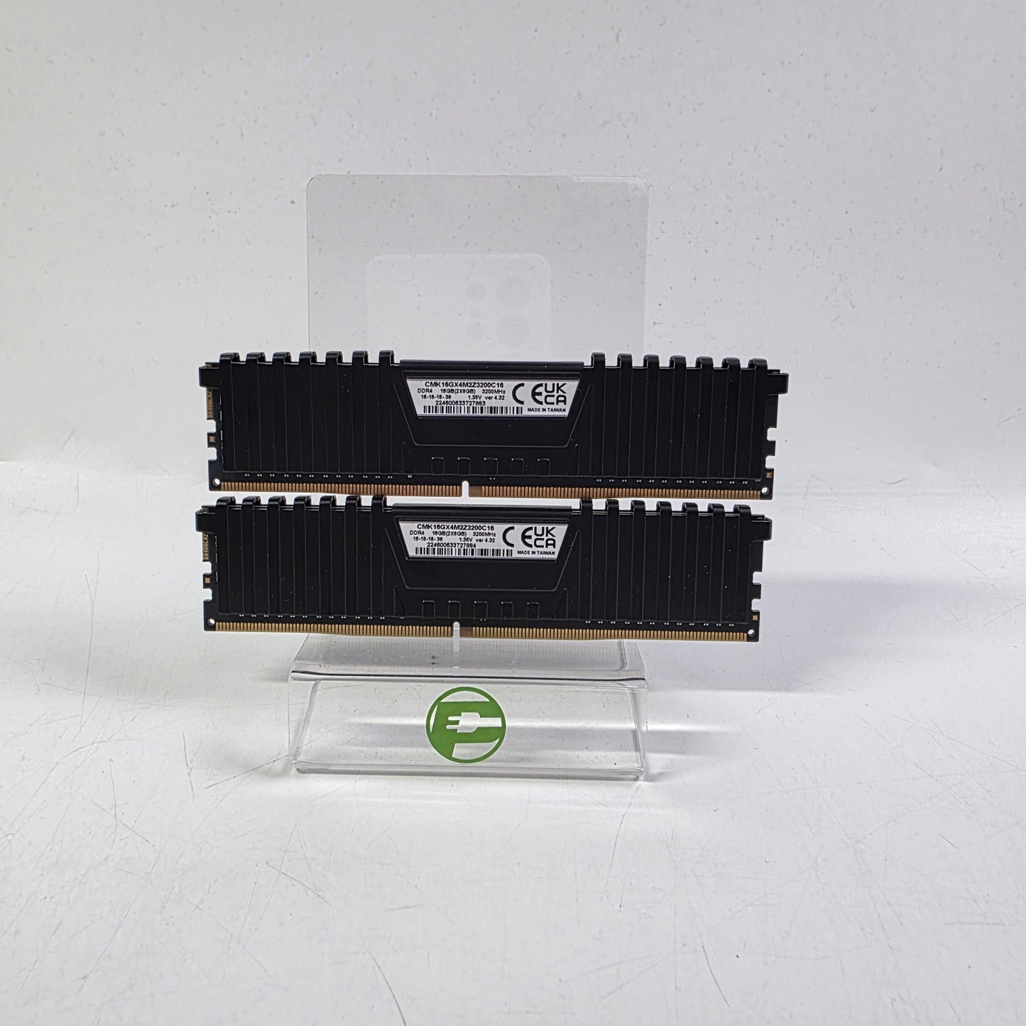 Corsair Vengeance 16GB (2x8GB) RAM DDR4 3200MHz CMK16GX4M2Z3200C16