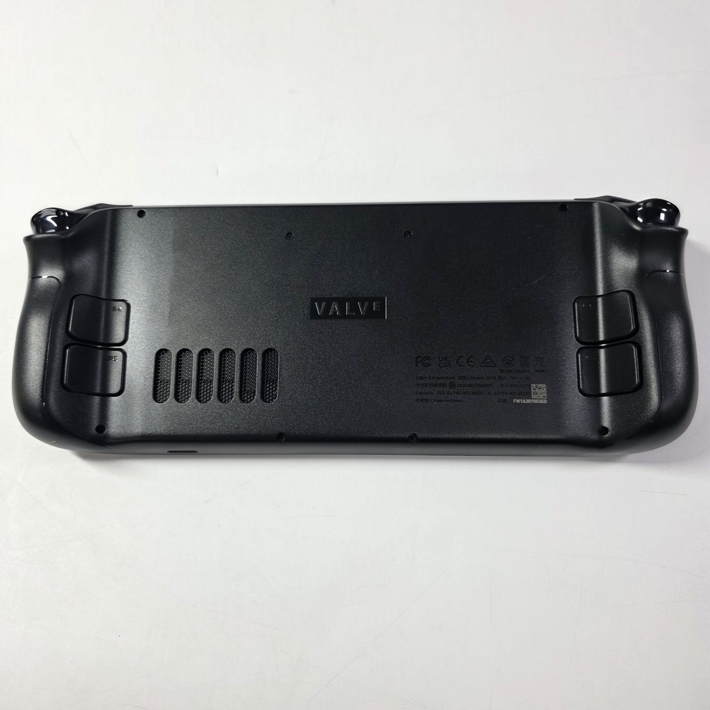 Valve Steam Deck 7" AMD 7nm Ryzen APU 16GB RAM 256GB Black 1010