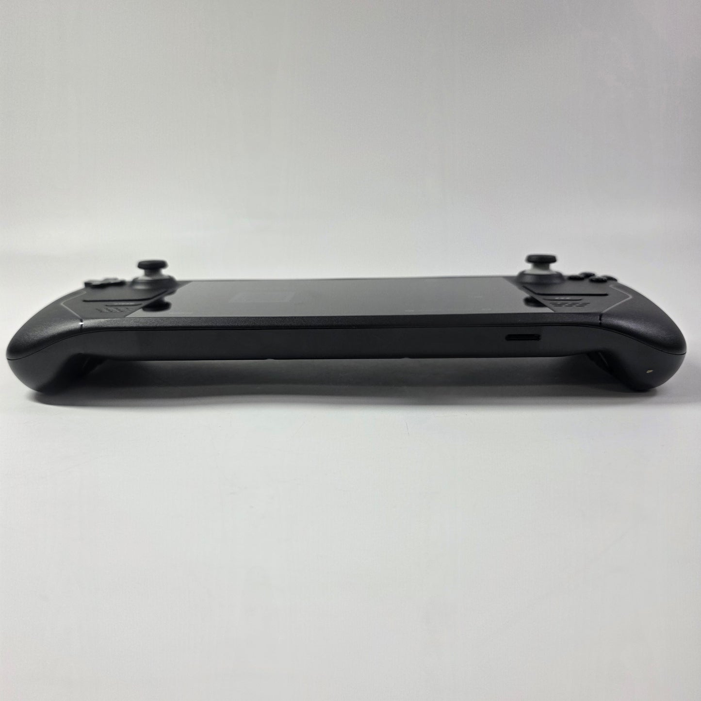 Valve Steam Deck 7" AMD 7nm Ryzen APU 16GB RAM 256GB Black 1010
