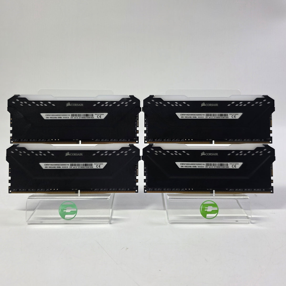 Corsair Vengeance RGB Pro 32GB (4x8GB) RAM DDR4 3200MHz CMW16GX4M2C3200C16