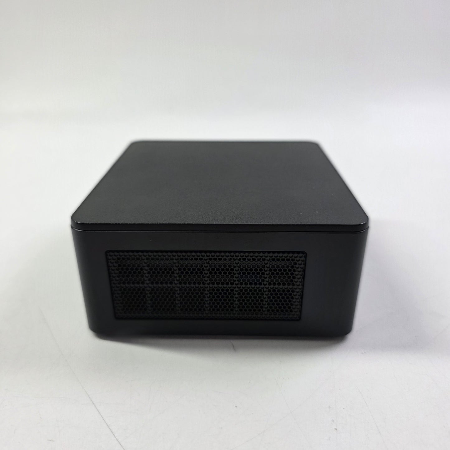 ASUS NUC 12 Pro Mini PC i5-1240p 1.70GHz 16GB RAM SSD 2TB SSD