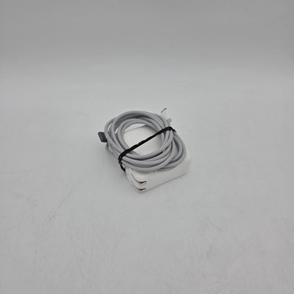 2023 Apple MacBook Pro 14" M3 4.0GHz 8GB RAM 512GB SSD