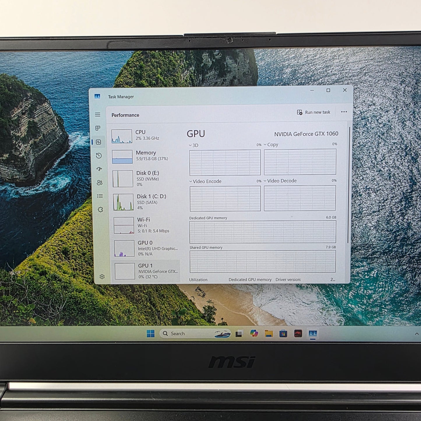 MSI Thin 8RE 8RE 15.6" i7-8750H 2.2GHz 16GB RAM 512GB GeForce GTX 1060