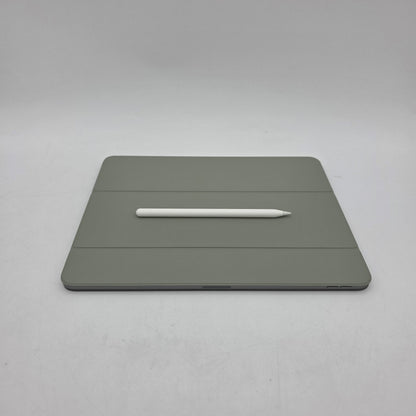 WiFi Only Apple iPad Air 13" M3 256GB 18.4.1 Space Gray MCNN4L/A With Extras