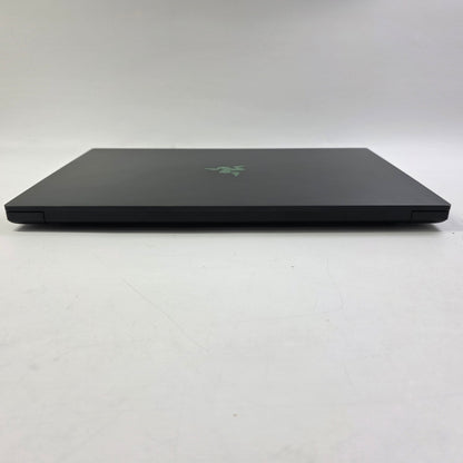 Razer Blade 17 RZ09-0423 17" i9-12900H 2.5GHz 16GB 1TB SSD GeForce RTX 3070 Ti