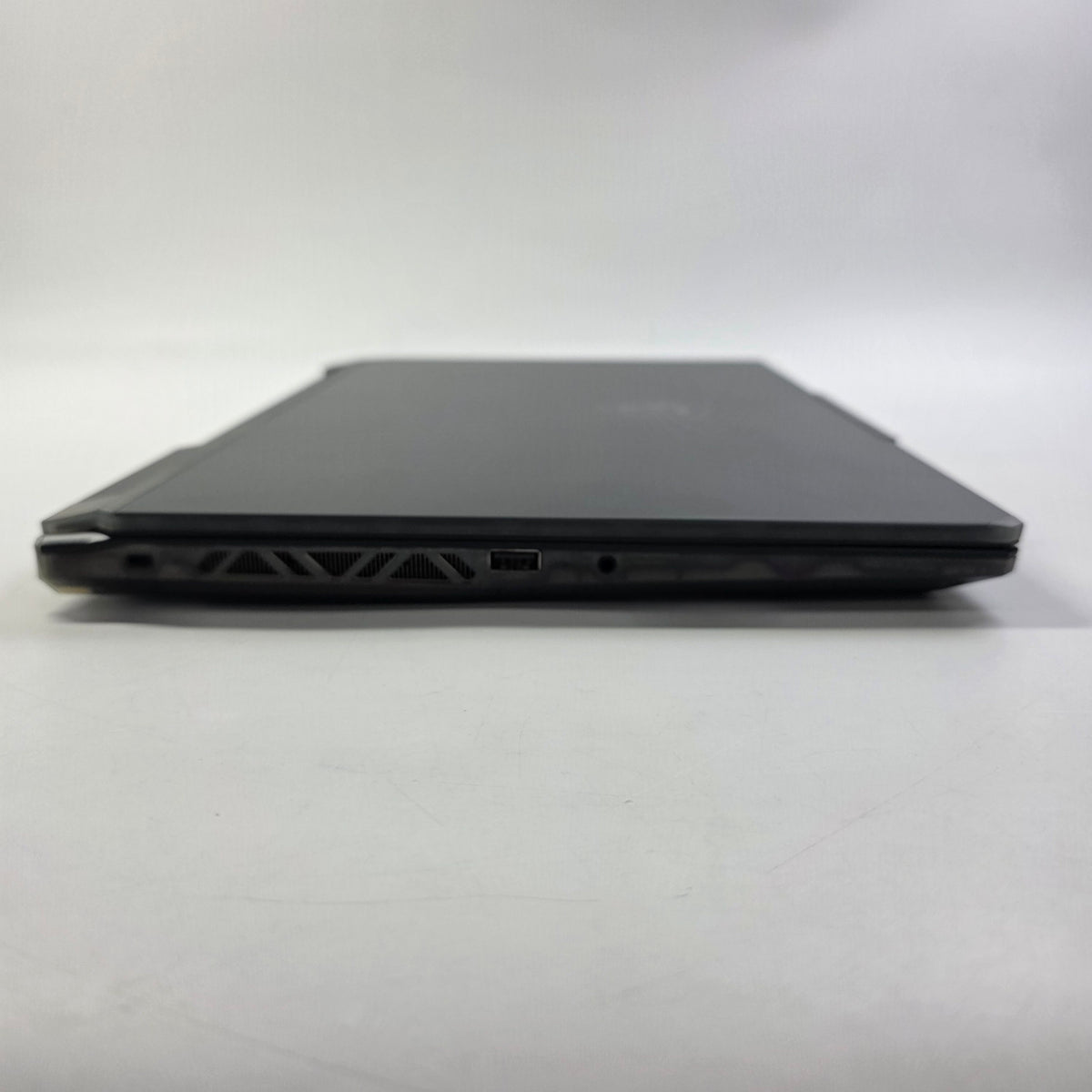 MSI Cyborg 15 A13VE 15.3 i7-13620H 2.4GHz 16GB RAM 512GB GeForce RTX 4050